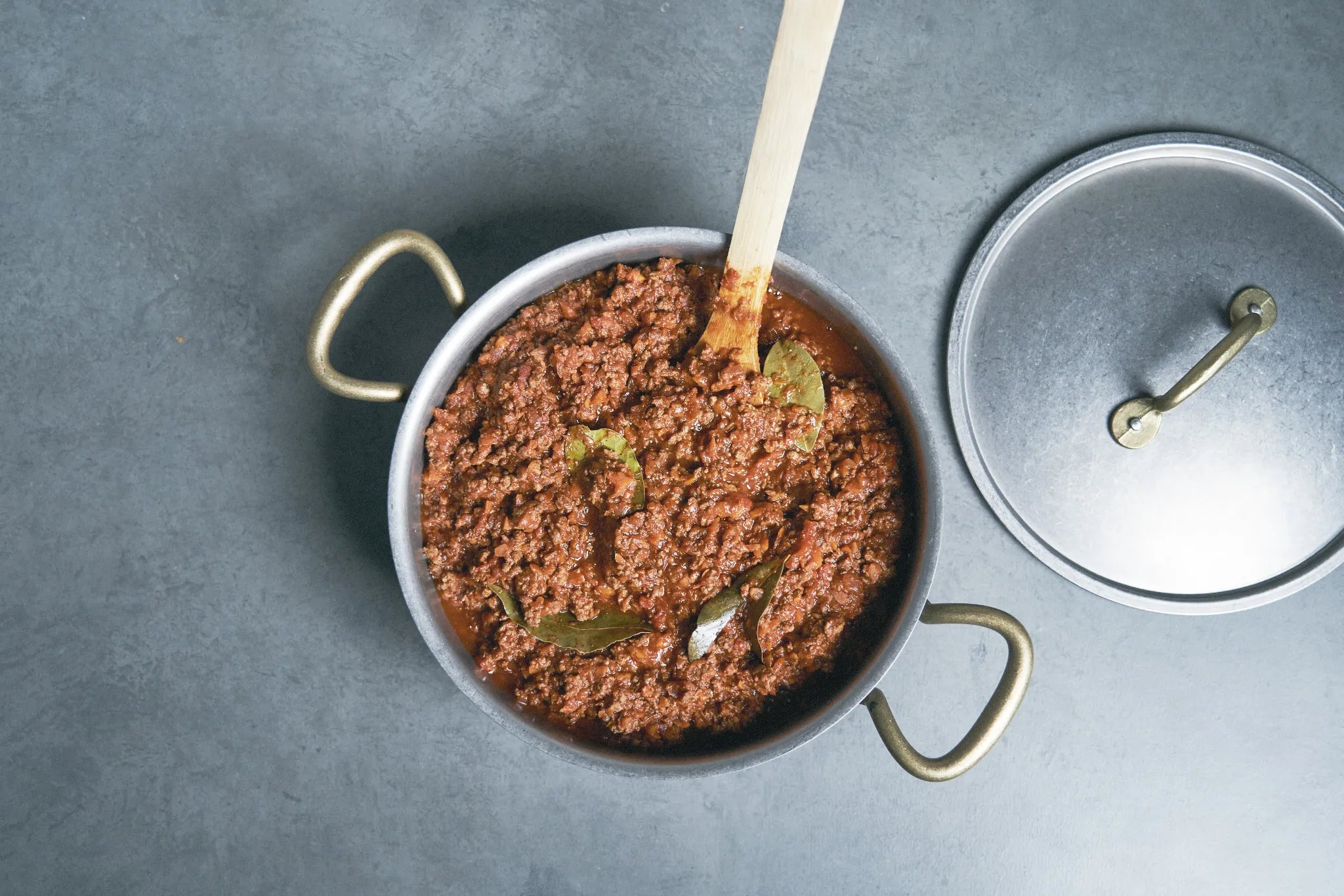 自家製ごろっと牛肉の贅沢ボロネーゼ